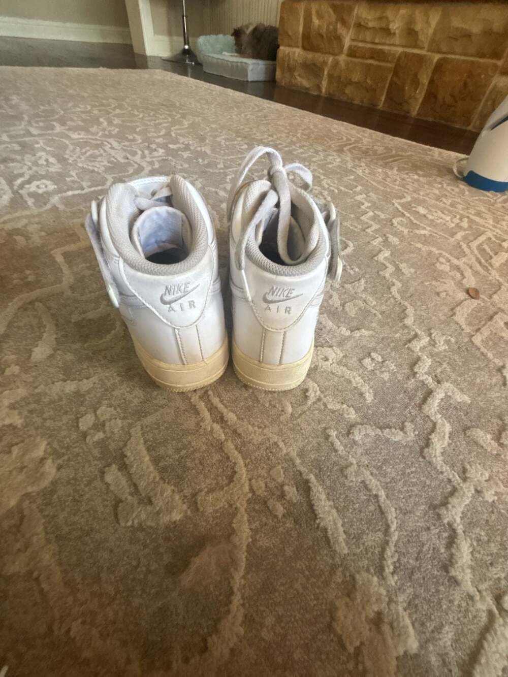 Nike Air Force 1 Mid '07 Triple White Basketball Shoes - Picture 1 of 6